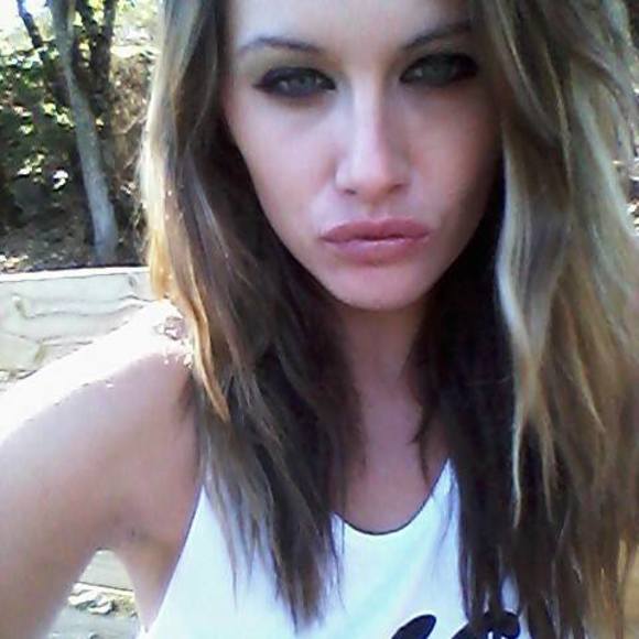 Poshmark profile picture for @missis